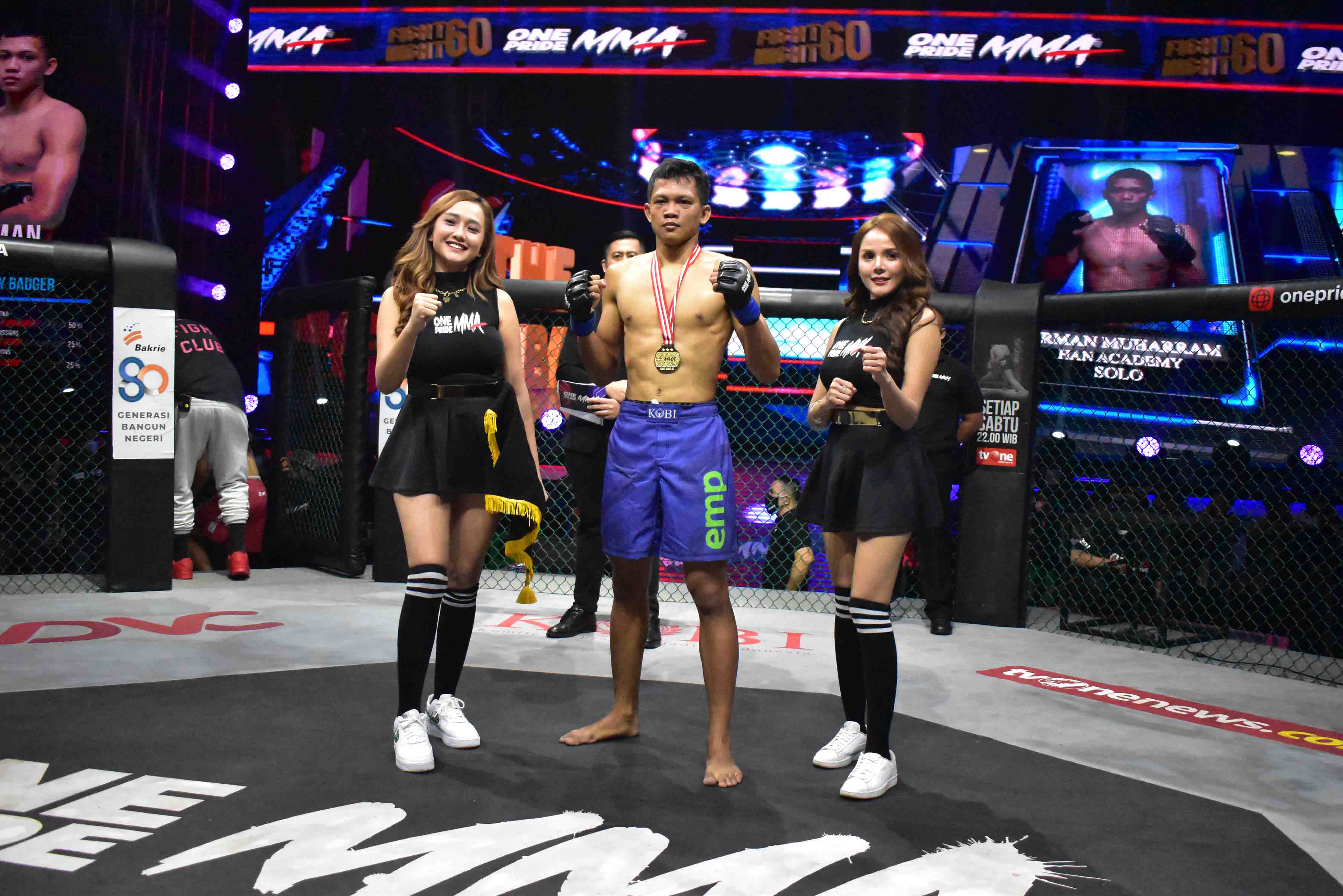 Firman Muharram Cekik Lawannya Ala Khabib Nurmagomedov
